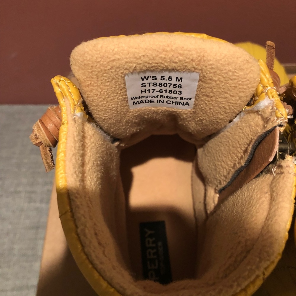 Sperry Top-sider Quilted Duck Boot Yellow Size 5.5 - Picture 6 of 8